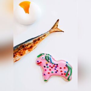 Weird Horse Cookie Magnet